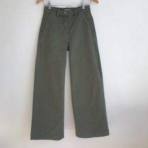 Everlane Wide Leg Crop Pant in Surplus